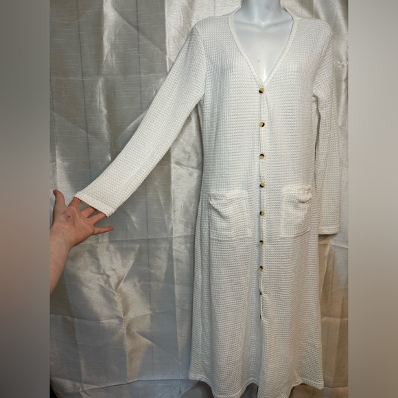 Longline Ivory Button Down Cardigan - Picture 2 of 11